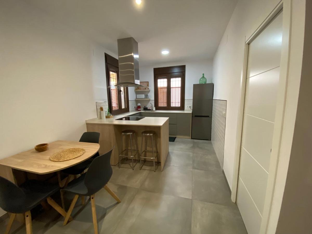 Apartamentos La Camara I Cordoba Corredera Exterior foto